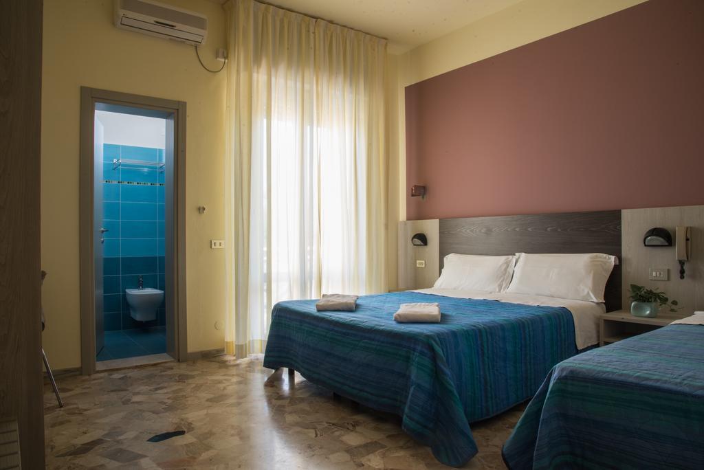 Hotel Mirage Bellaria-Igea Marina Exterior foto
