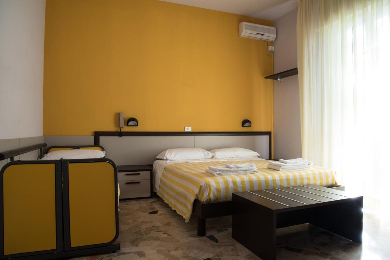 Hotel Mirage Bellaria-Igea Marina Zimmer foto
